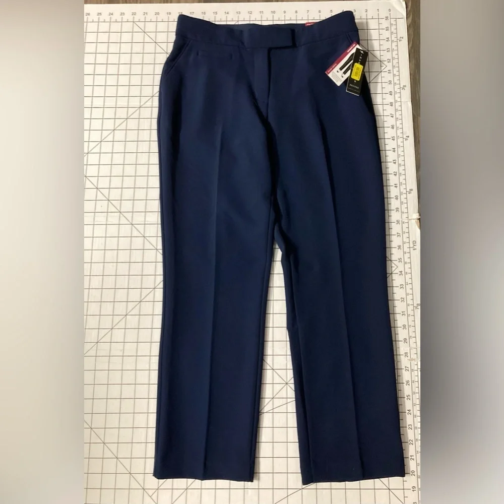 NWT Investments Petite Women’s Size 6P S Navy‎ Straight Leg 5th Ave Fit Pants